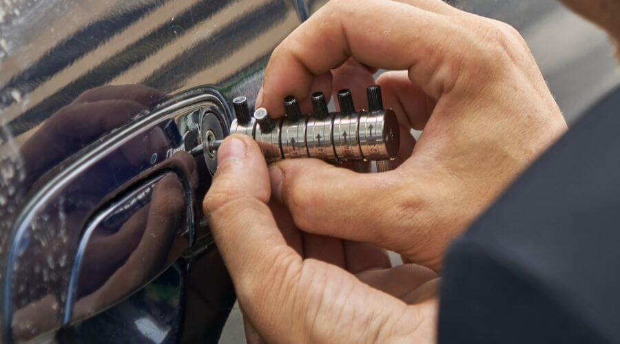 Professional New roof installation in Simsbury, CT